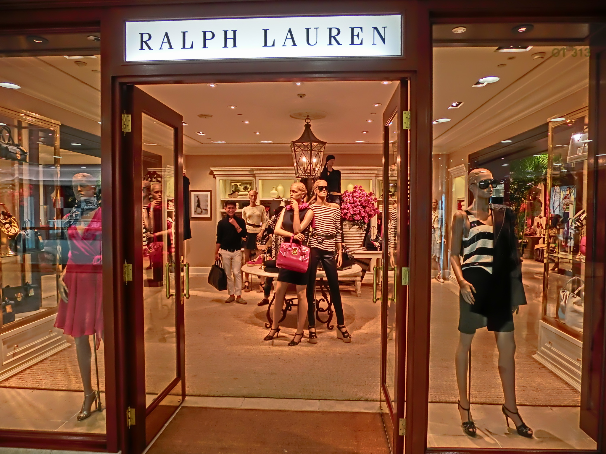 ralph lauren clothing store